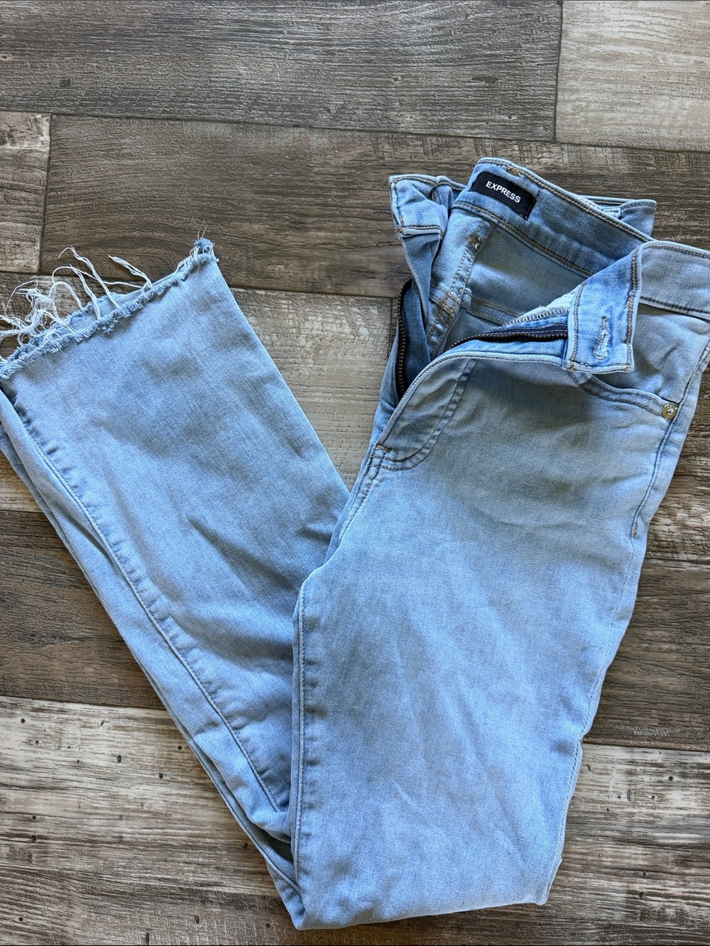 Express High Rise Cropped Flare Denim Jeans Light Wash Raw Hem 6R